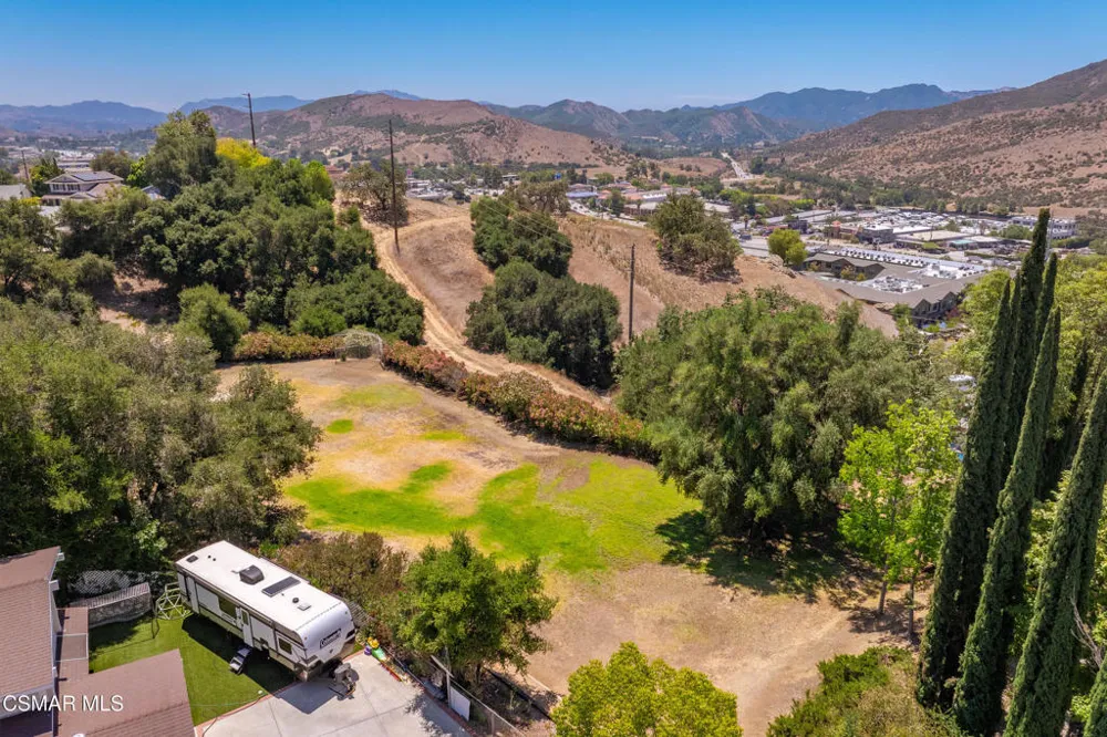 29407 Promontory Place Agoura Hills, CA 91301