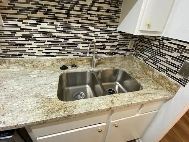 1100 Augusta Drive #46 Houston, TX 77057