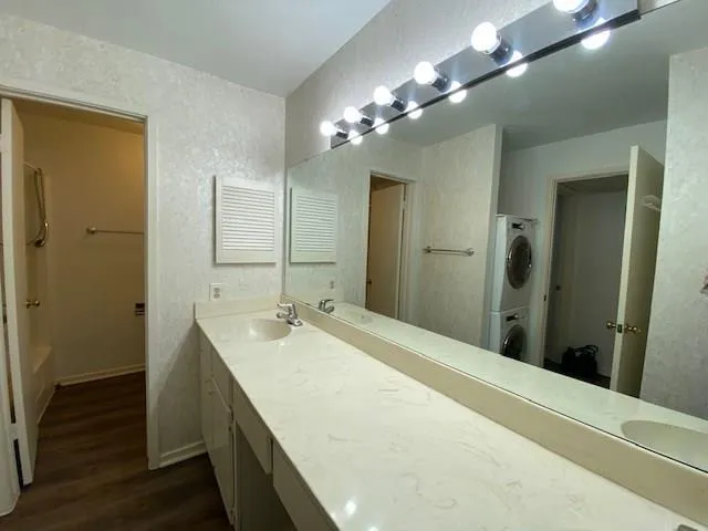 1100 Augusta Drive #46 Houston, TX 77057