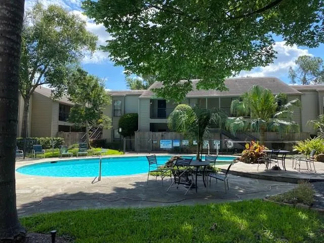1100 Augusta Drive #46 Houston, TX 77057
