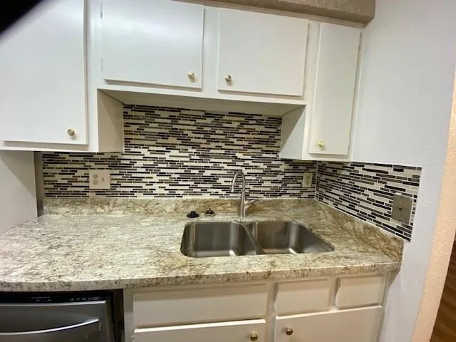 1100 Augusta Drive #46 Houston, TX 77057