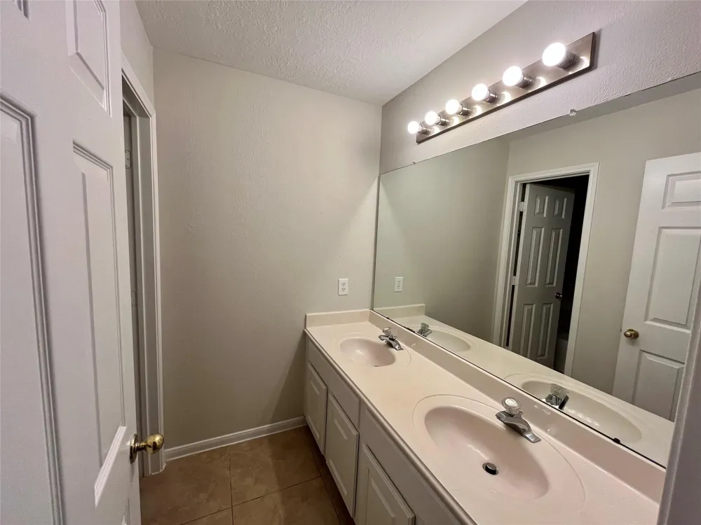 3847 Landon Park Drive Katy, TX 77449
