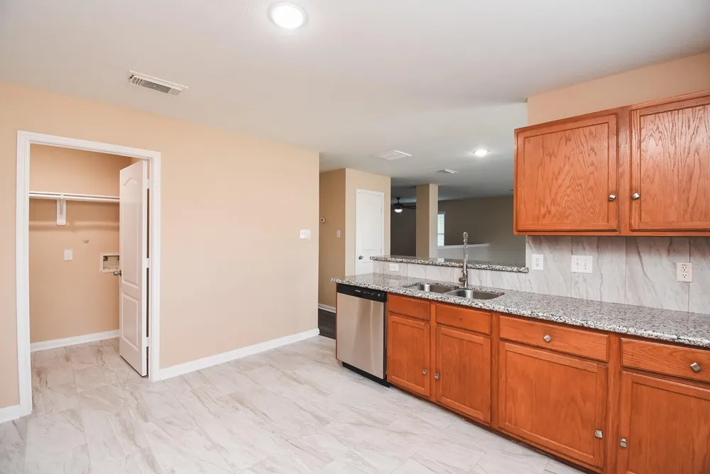 20815 Baronsledge Lane Katy, TX 77449
