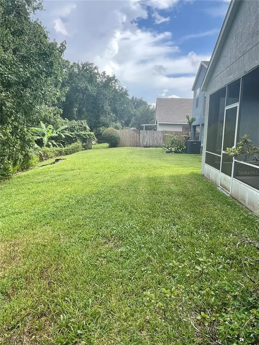 521 LEXINGDALE DR Orlando, FL 32828
