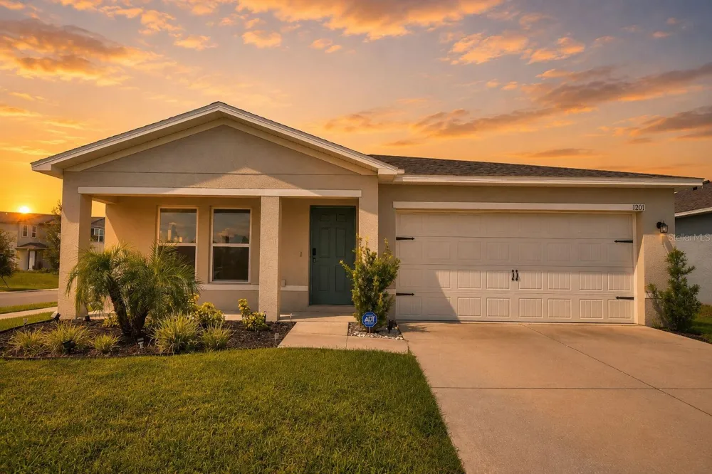 1201 CHESTER AVENUE Haines City, FL 33844
