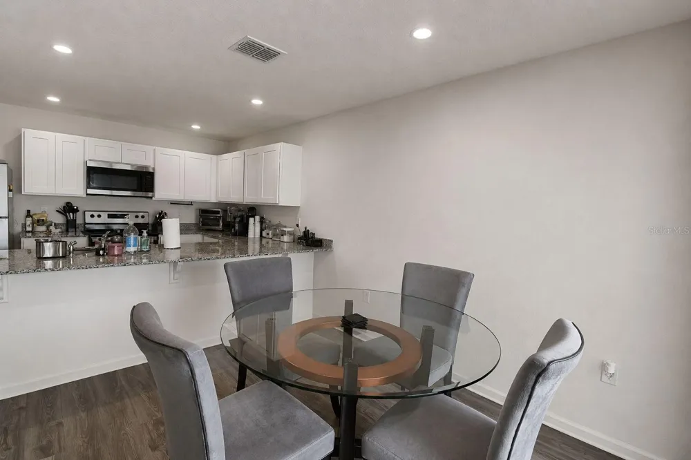 1201 CHESTER AVENUE Haines City, FL 33844