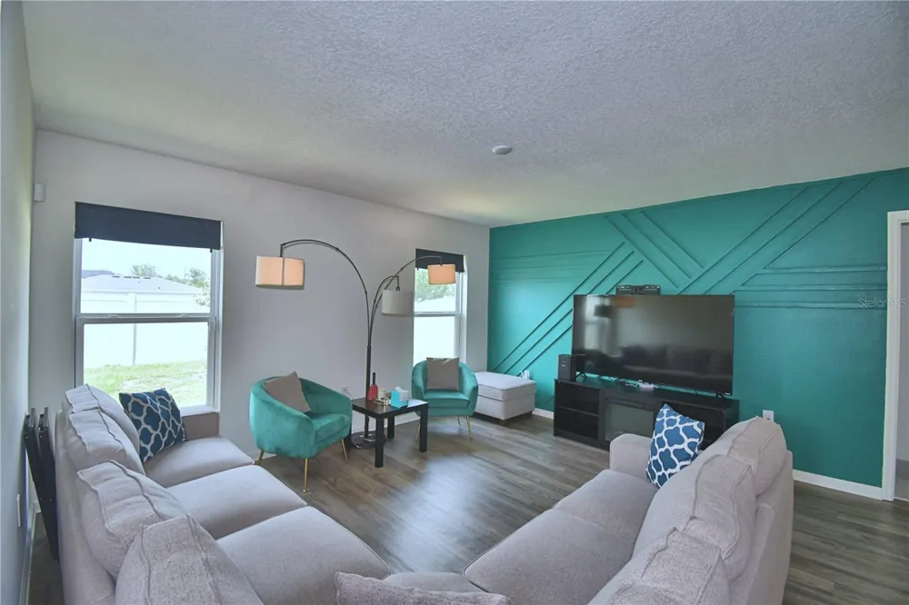 1201 CHESTER AVENUE Haines City, FL 33844