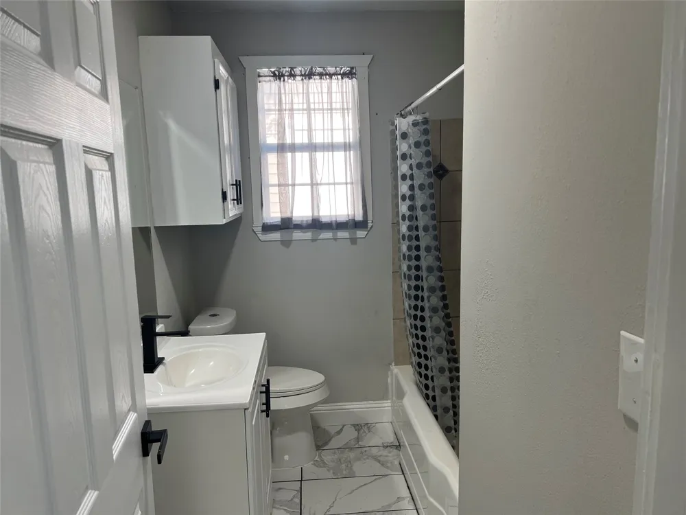 421 Edwards Street Bossier City, LA 71111