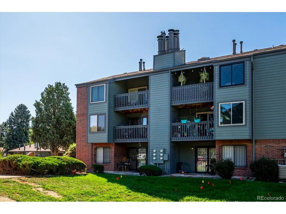 3666 S Depew Street #302 Denver, CO 80235