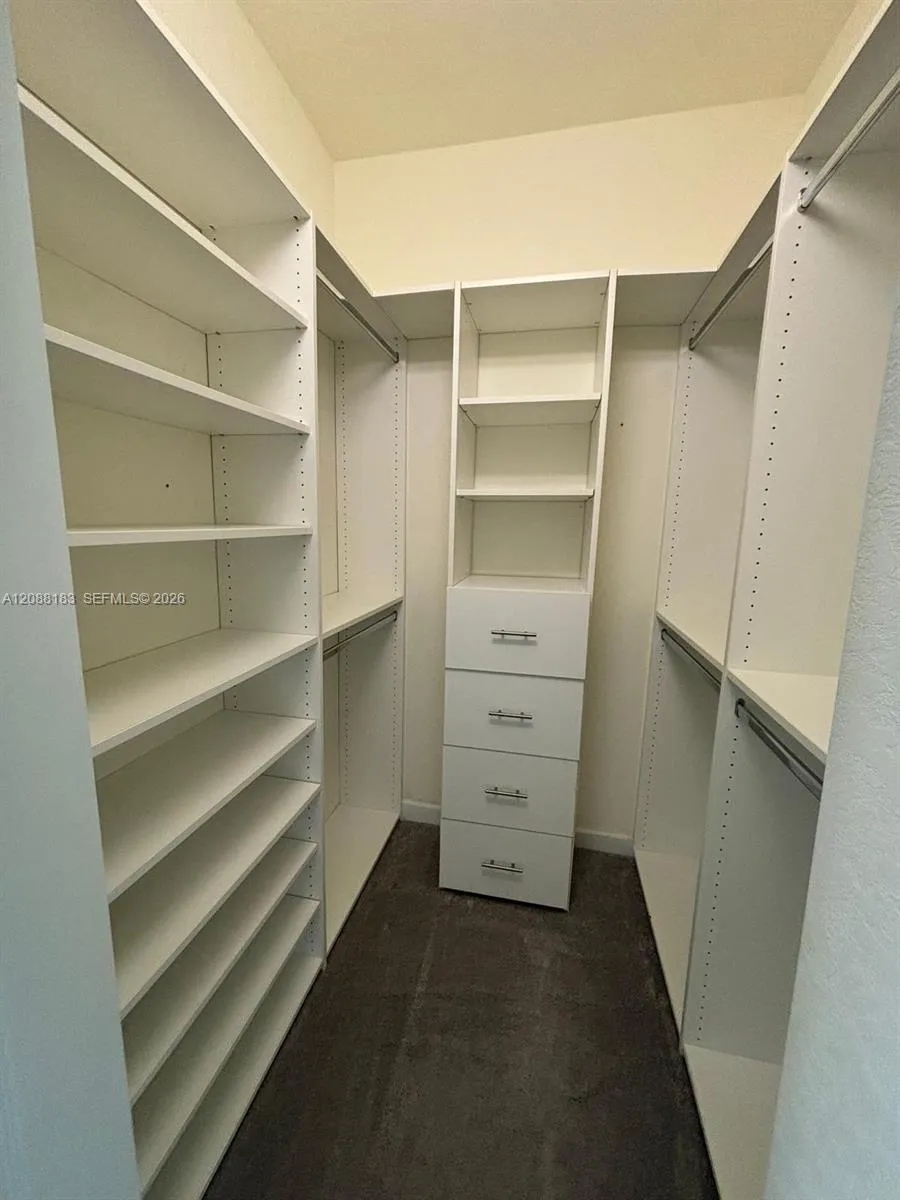 3337 W 105th Ter Hialeah, FL 33018