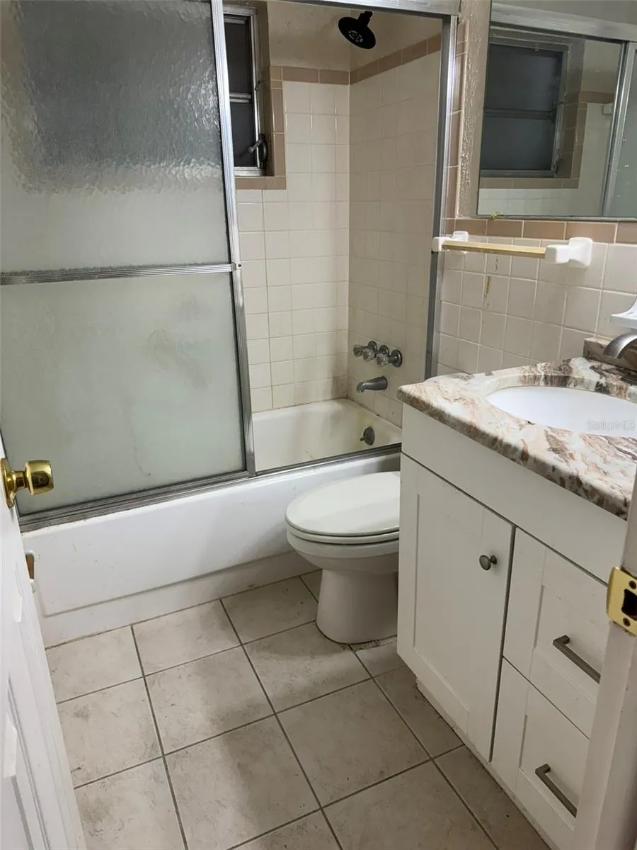 4640 TROPICAL LANE Holiday, FL 34690