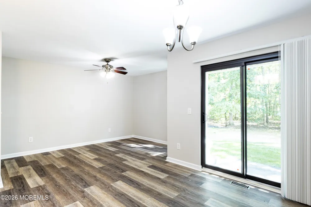 1103 Arlington Drive Toms River, NJ 08755