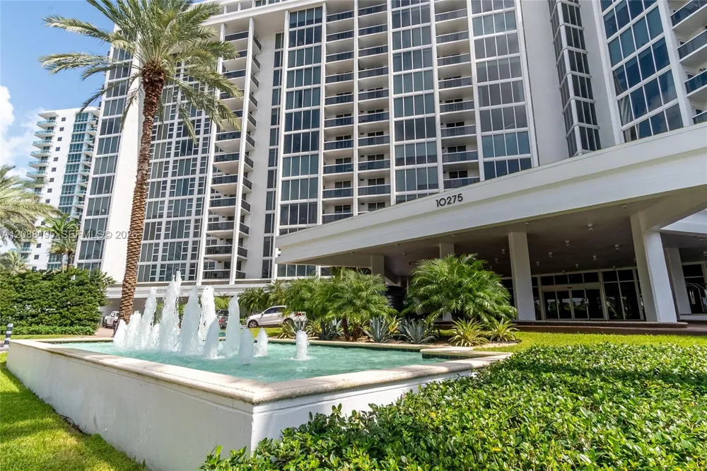 10275 Collins Ave #720 Bal Harbour, FL 33154