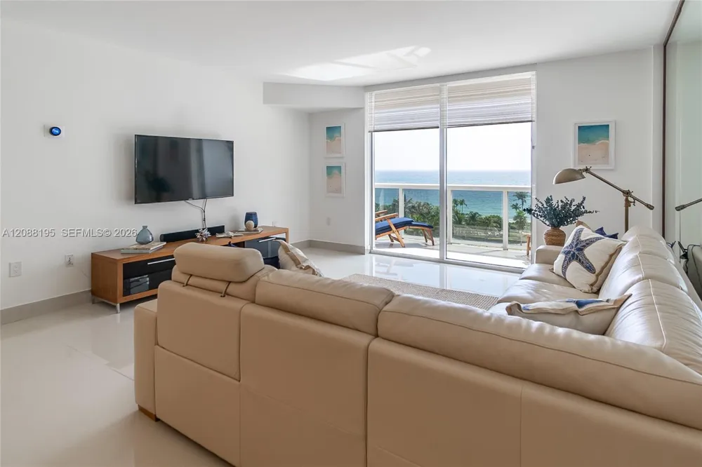 10275 Collins Ave #720 Bal Harbour, FL 33154