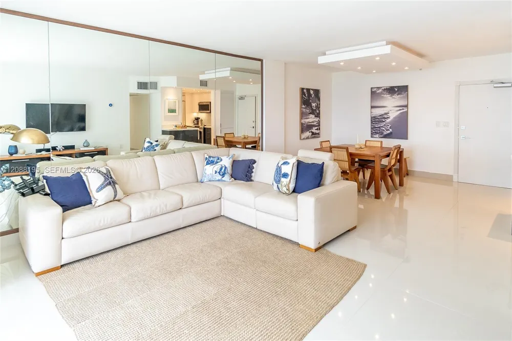 10275 Collins Ave #720 Bal Harbour, FL 33154