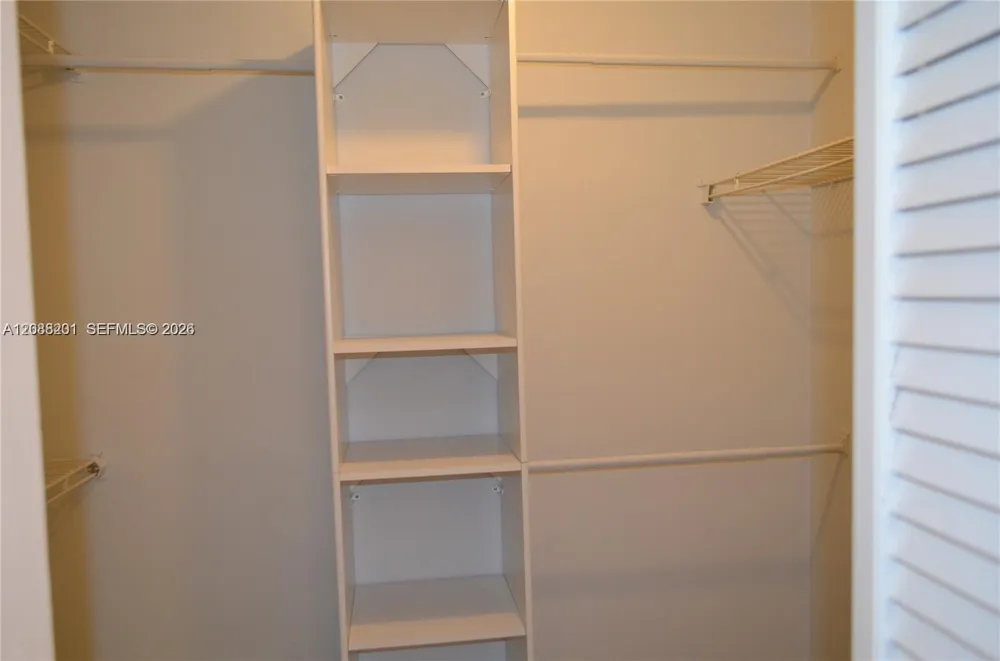 16570 NE 26th Ave #4D North Miami Beach, FL 33160