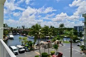16570 NE 26th Ave #4D North Miami Beach, FL 33160