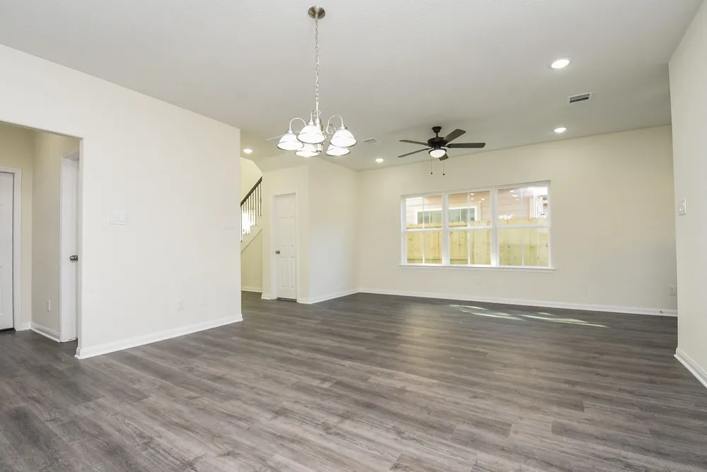 2811 Topiary Lane Houston, TX 77014