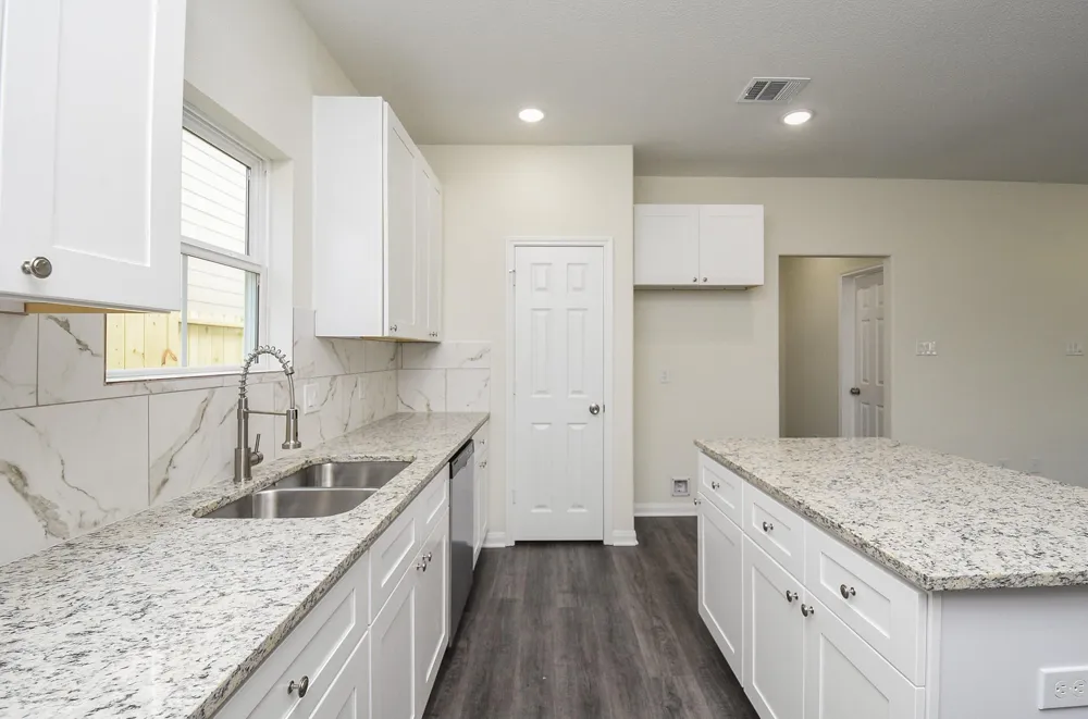 2811 Topiary Lane Houston, TX 77014