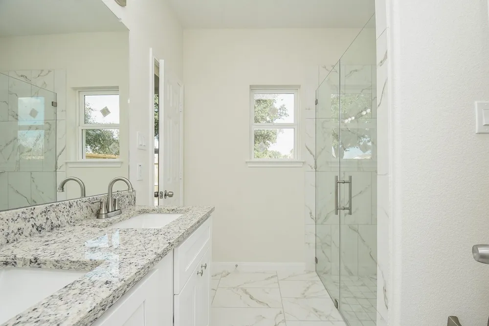 2811 Topiary Lane Houston, TX 77014