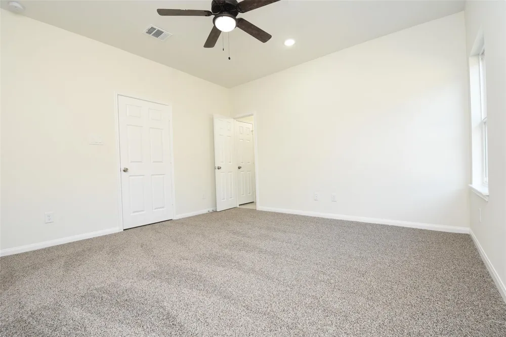 2811 Topiary Lane Houston, TX 77014