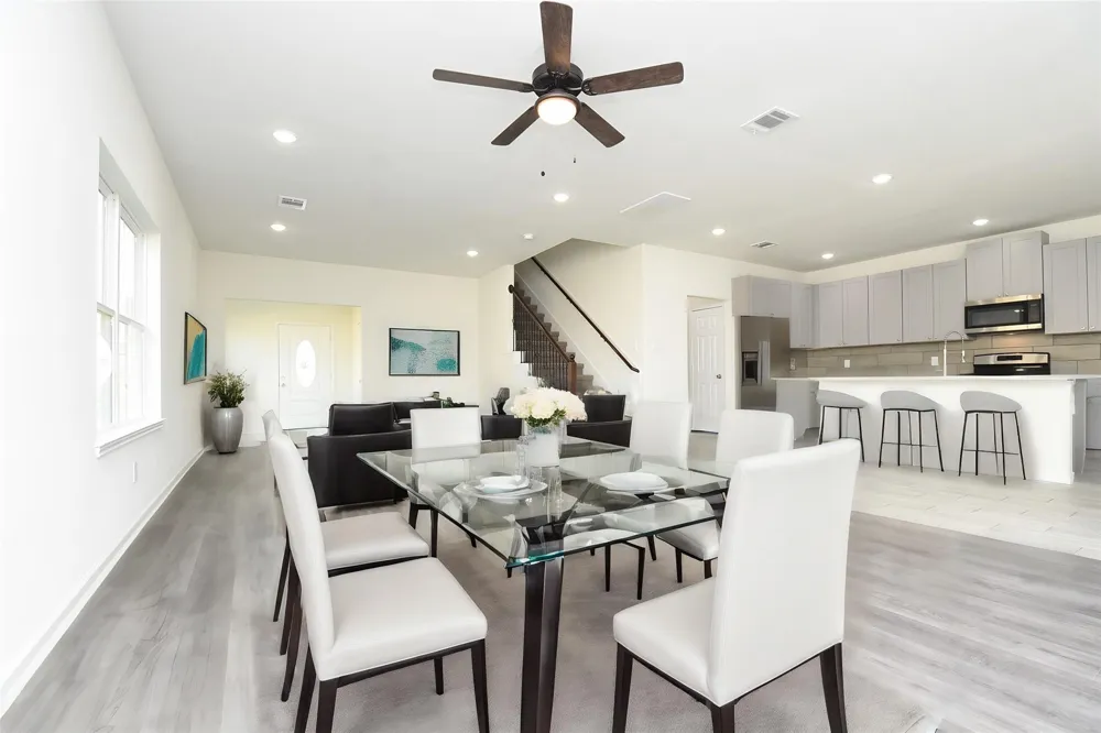 2811 Topiary Lane Houston, TX 77014