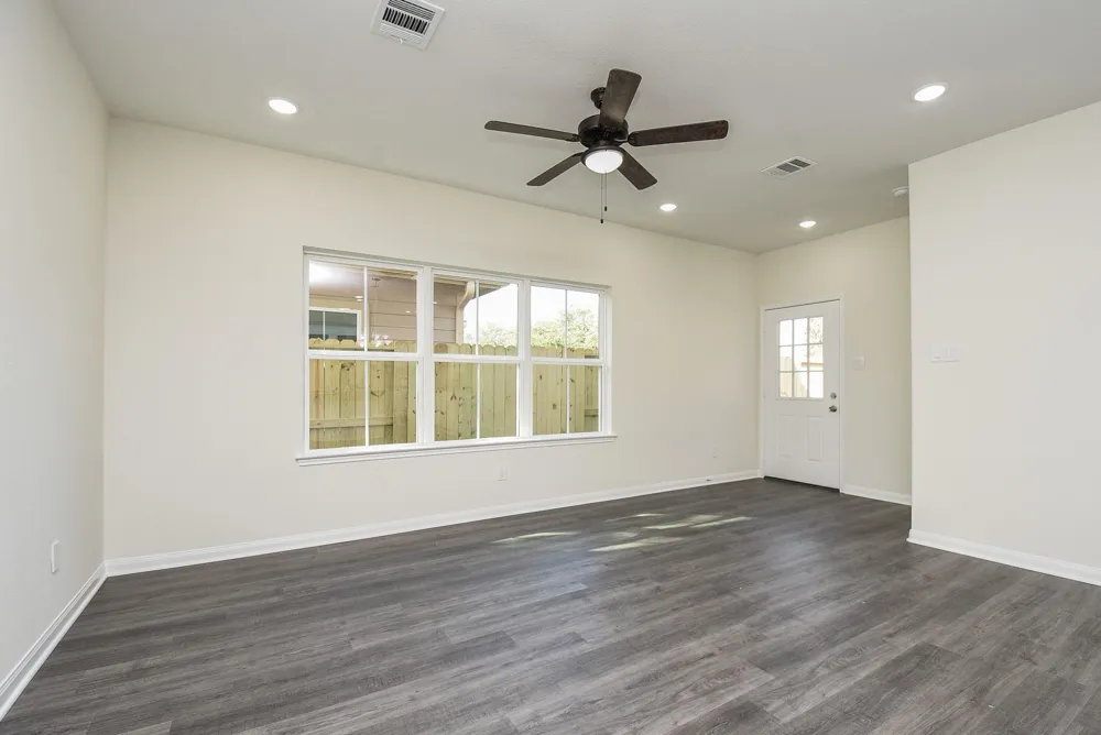 2811 Topiary Lane Houston, TX 77014