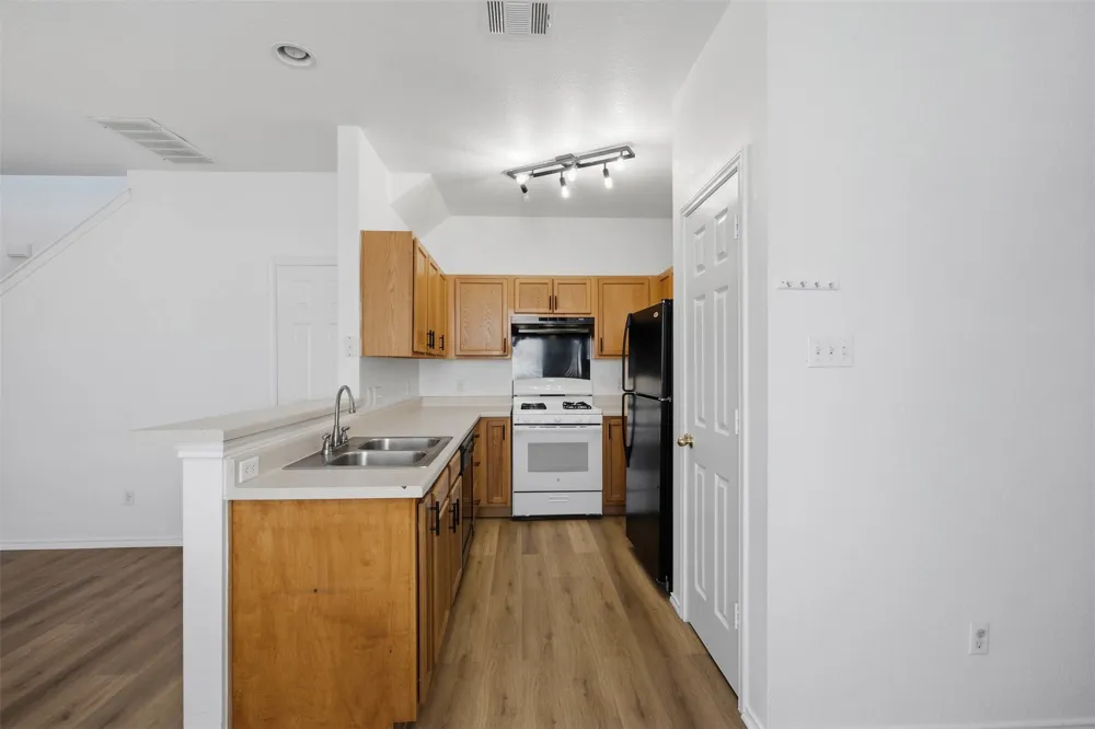 13808 Harris Ridge Boulevard #B Pflugerville, TX 78660