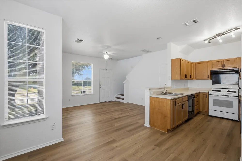 13808 Harris Ridge Boulevard #B Pflugerville, TX 78660
