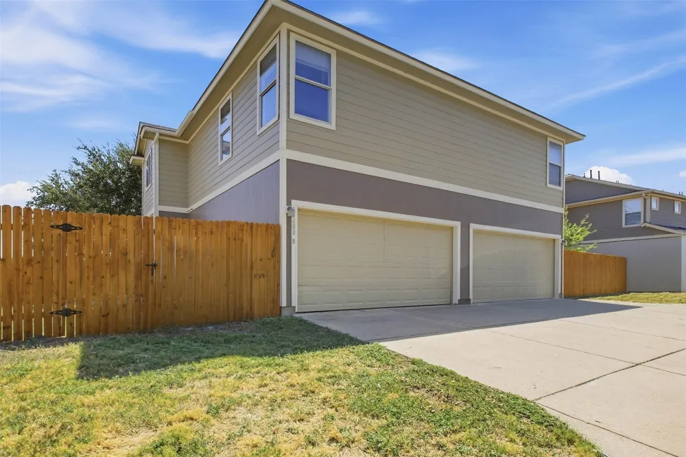 13808 Harris Ridge Boulevard #B Pflugerville, TX 78660