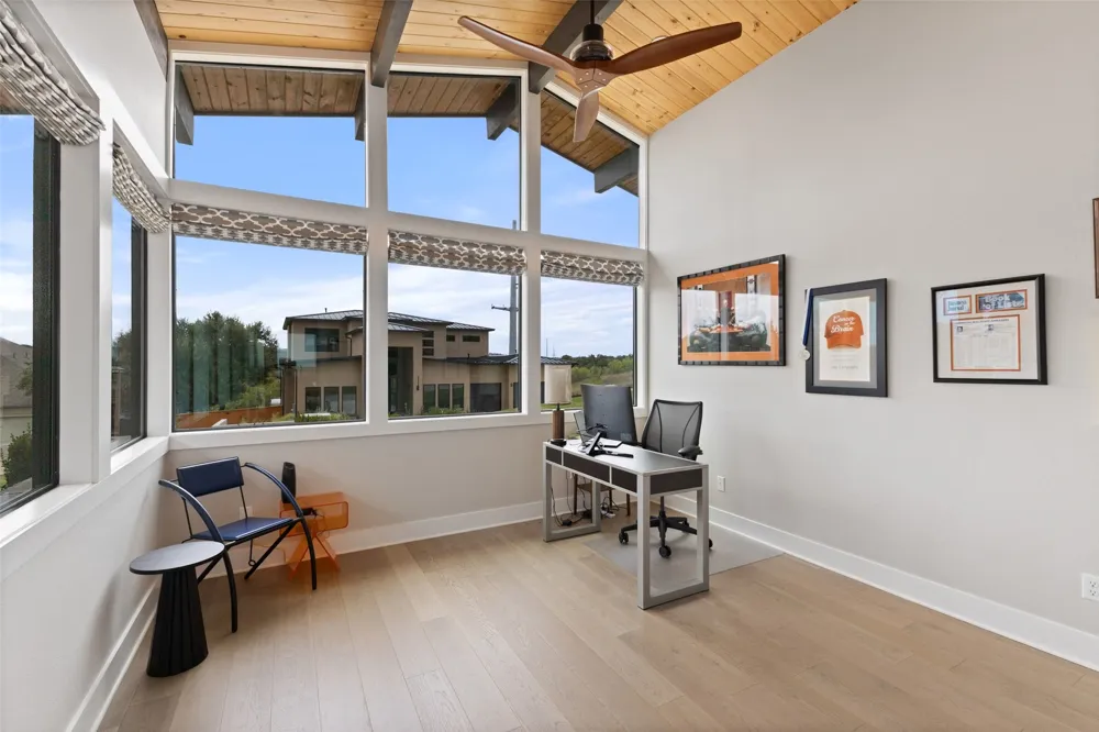 206 Waters View Court Dripping Springs, TX 78620