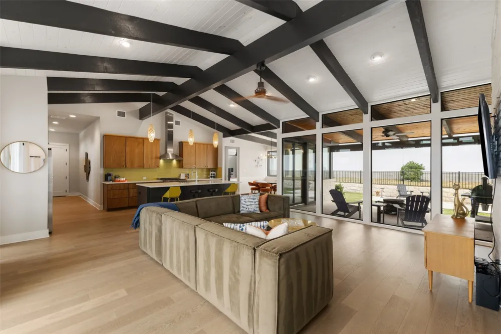 206 Waters View Court Dripping Springs, TX 78620