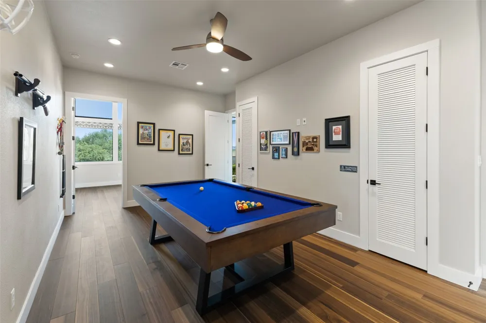 206 Waters View Court Dripping Springs, TX 78620