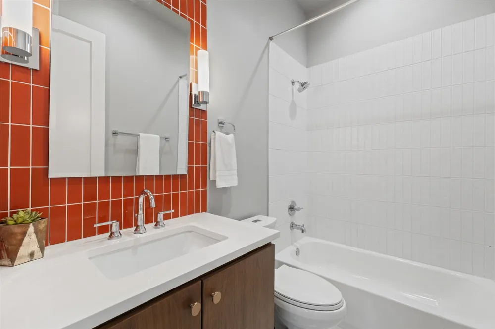 206 Waters View Court Dripping Springs, TX 78620