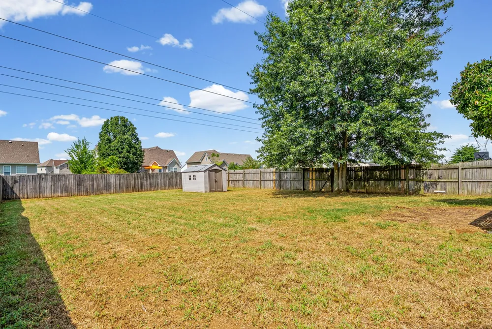 1020 Cindy Jo Ct Clarksville, TN 37040