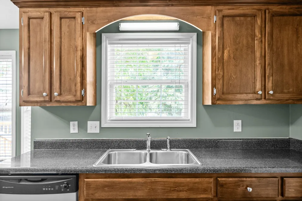 1020 Cindy Jo Ct Clarksville, TN 37040