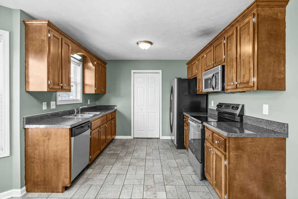 1020 Cindy Jo Ct Clarksville, TN 37040