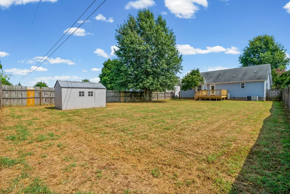 1020 Cindy Jo Ct Clarksville, TN 37040