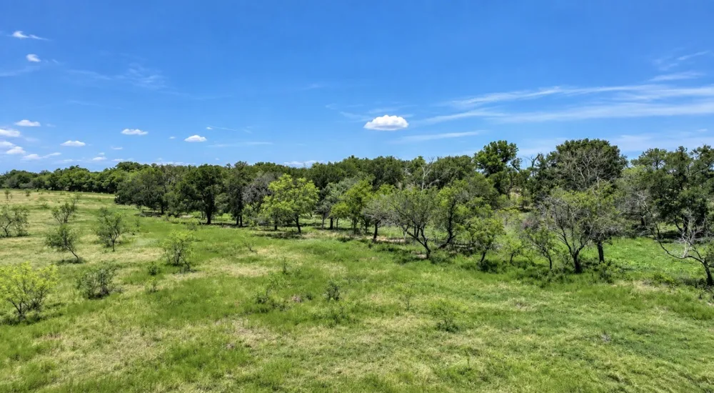 102 County Road 151 Riesel, TX 76682