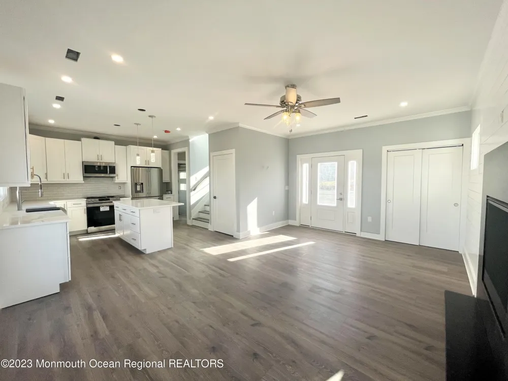 150 Navesink Avenue Highlands, NJ 07732