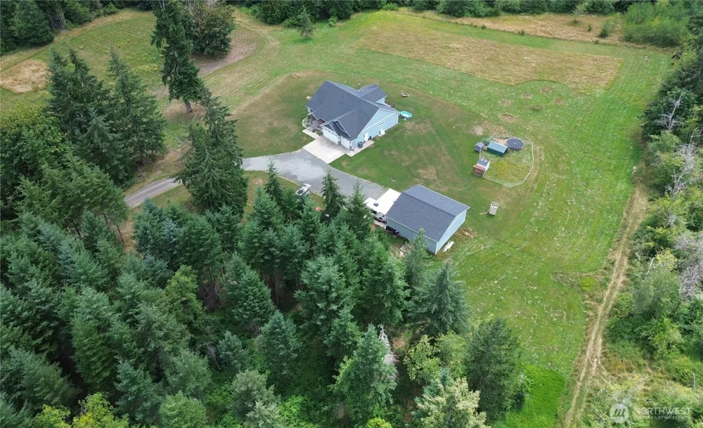 9007 Davis Road SW Rochester, WA 98579