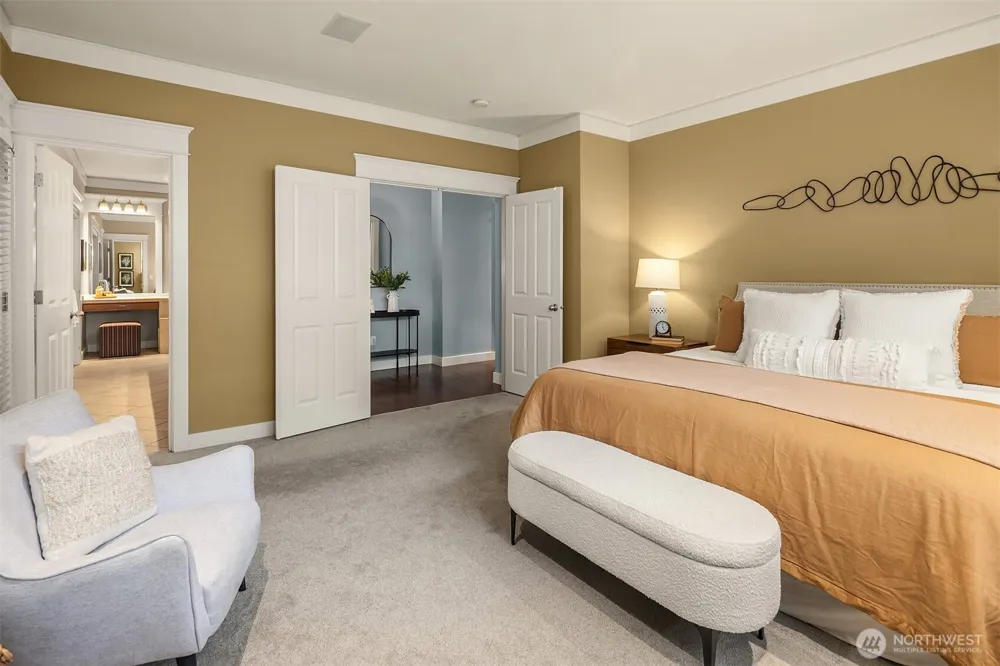 5245 Jung Frau Place NW Issaquah, WA 98027