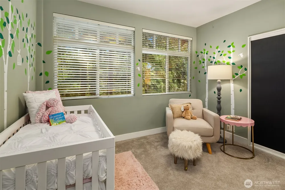 5245 Jung Frau Place NW Issaquah, WA 98027