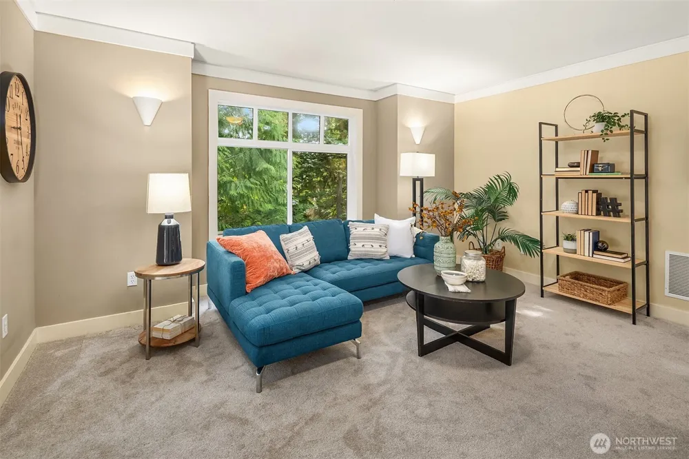 5245 Jung Frau Place NW Issaquah, WA 98027