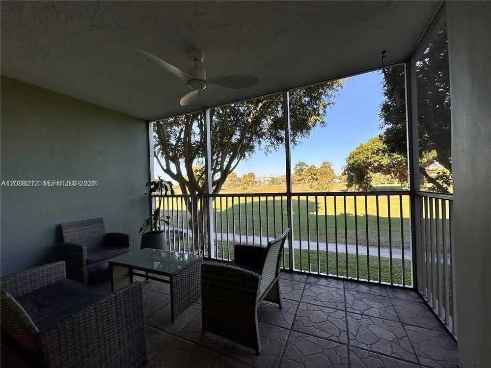 2601 S Course Dr #206 Pompano Beach, FL 33069