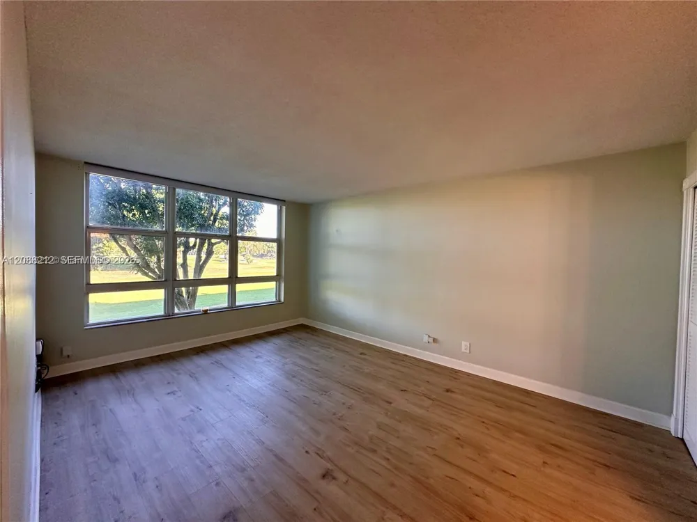 2601 S Course Dr #206 Pompano Beach, FL 33069