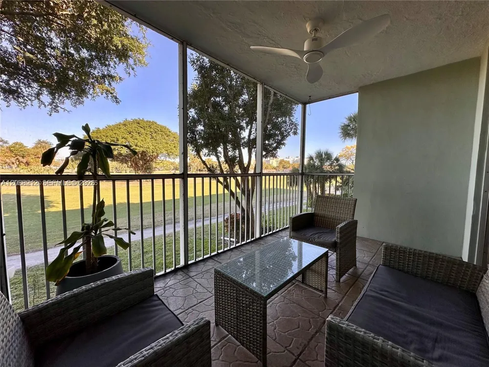 2601 S Course Dr #206 Pompano Beach, FL 33069