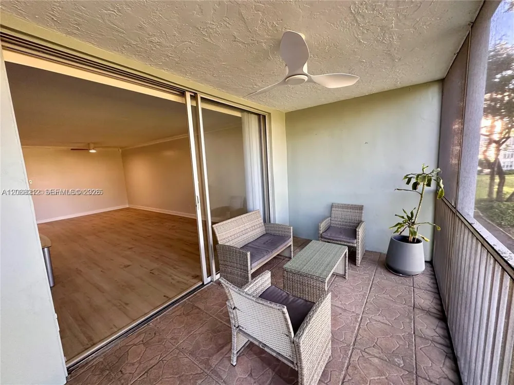 2601 S Course Dr #206 Pompano Beach, FL 33069