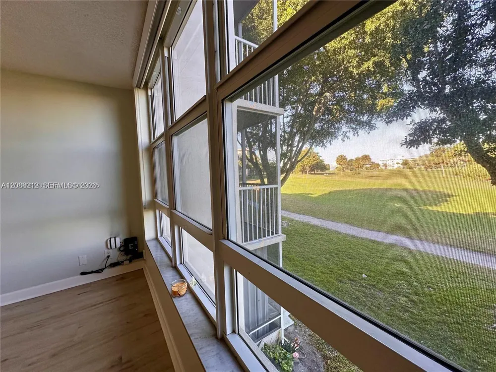2601 S Course Dr #206 Pompano Beach, FL 33069