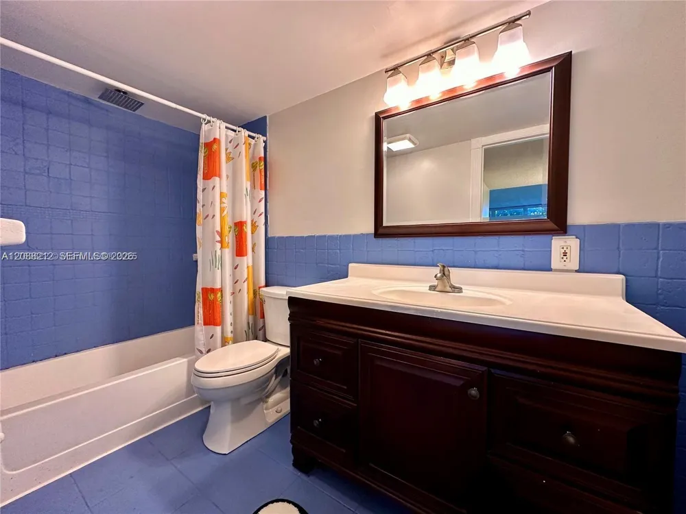 2601 S Course Dr #206 Pompano Beach, FL 33069